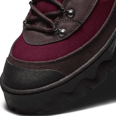 Nike Lahar Low Women's Shoe. Nike IL